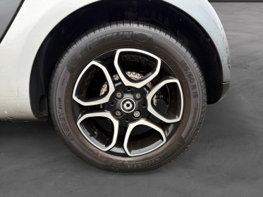 Smart fortwo coupe 0.9 90 ch  boite auto prime -apple car play- camera bip de recul-sieges en cuir chauffant -39960 kms...