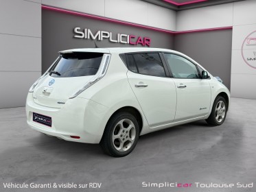 Nissan leaf electrique 24kwh acenta sièges avants arrières et volant chauffant caméra de recul garantie 12 mois occasion...