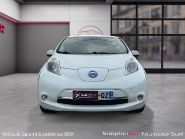 Nissan leaf electrique 24kwh acenta sièges avants arrières et volant chauffant caméra de recul garantie 12 mois occasion...