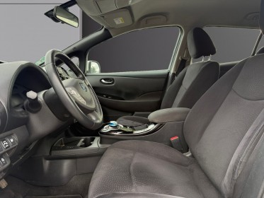 Nissan leaf electrique 24kwh acenta sièges avants arrières et volant chauffant caméra de recul garantie 12 mois occasion...