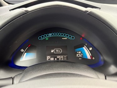 Nissan leaf electrique 24kwh acenta sièges avants arrières et volant chauffant caméra de recul garantie 12 mois occasion...