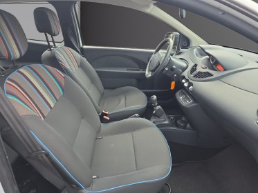Renault twingo ii 1.2 lev 16v 75 eco2 dynamique//garantie 12 mois// occasion simplicicar lille  simplicicar simplicibike france