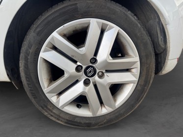 Renault clio iv business dci 75 business occasion simplicicar beaune simplicicar simplicibike france