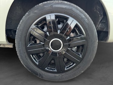 Renault twingo ii 1.2 60 eco2 helios carplay camera toit ouvrant occasion simplicicar beaune simplicicar simplicibike france