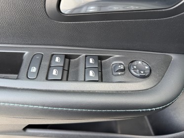 Peugeot 208 business electrique 50 kwh 136ch allure business apple carplay avec caméra de recul garantie 12 mois occasion...