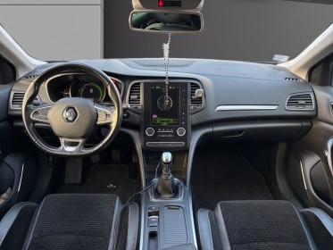 Renault megane iv berline tce 140 fap intens occasion simplicicar lagny  simplicicar simplicibike france