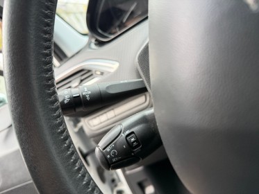 Peugeot 2008 1.2 puretech 82ch bvm5 access occasion osny simplicicar simplicibike france