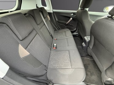 Peugeot 2008 1.2 puretech 82ch bvm5 access occasion osny simplicicar simplicibike france