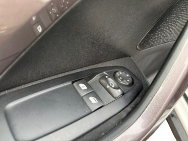 Peugeot 2008 1.2 puretech 82ch bvm5 access occasion osny simplicicar simplicibike france