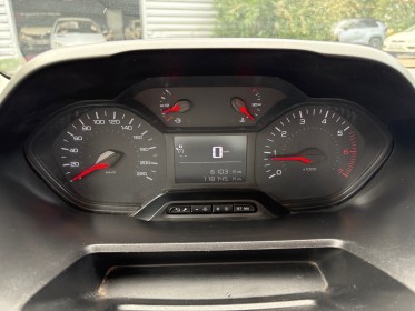 Peugeot  partner 1.5 blue hdi 75cv /distribution ok/ct ok/rÉvision ok/camÉra/radars av  ar/car play/garantie 12 mois...