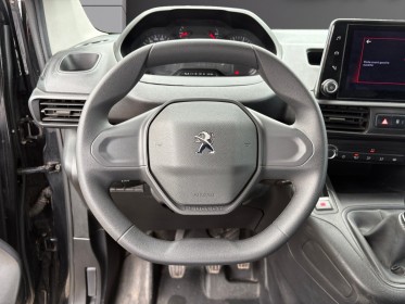 Peugeot  partner 1.5 blue hdi 75cv /distribution ok/ct ok/rÉvision ok/camÉra/radars av  ar/car play/garantie 12 mois...