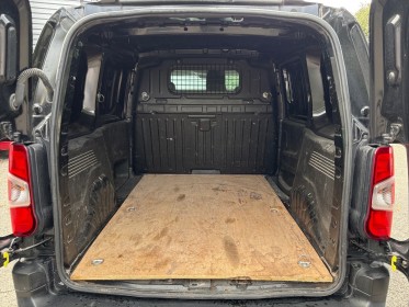 Peugeot  partner 1.5 blue hdi 75cv /distribution ok/ct ok/rÉvision ok/camÉra/radars av  ar/car play/garantie 12 mois...