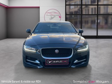 Jaguar xe 2.0 d 180 ch  r-sport bva 8 rapports / entretien complet à jour / garantie 6 mois occasion simplicicar royan...