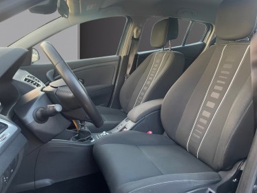 Renault megane iii berline dci 110 energy eco2 - gps tomtom - caméra de recul - distrib ok - 1ère main occasion simplicicar...