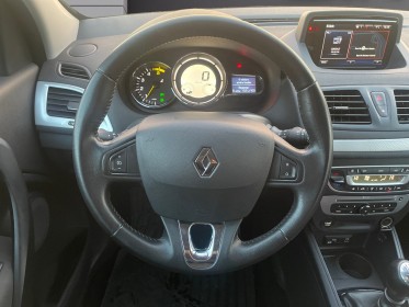 Renault megane iii berline dci 110 energy eco2 - gps tomtom - caméra de recul - distrib ok - 1ère main occasion simplicicar...