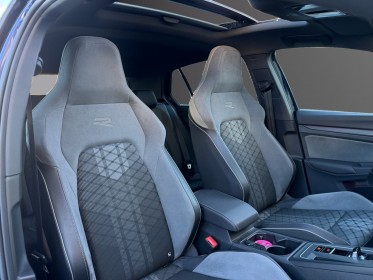 Volkswagen golf 1.5 etsi opf 150ch dsg7 r line toit pano siège chauffant volant chauffant carplay caméra de recul matrix......