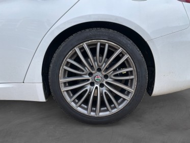 Alfa romeo giulia 2.2 180 ch at8 luso/camera de recul occasion simplicicar orgeval  simplicicar simplicibike france