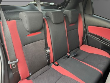 Toyota yaris hybride mc2 100h collection zen bluetooth camera de recule gps essuis glaces et phares automatique occasion...