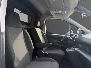 Peugeot partner fourgon standard 650 kg bluehdi 130 ss eat8 premium garantie 12 mois occasion abbeville simplicicar...