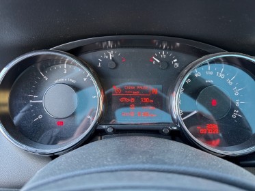 Peugeot 3008 1.6 e-hdi 115ch fap etg6 crossway grip control caméra de recul toit panoramique garantie 12 mois occasion...