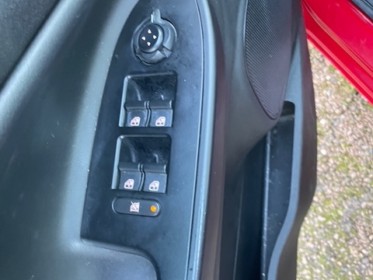 Alfa romeo giulietta serie 2 1.4 tjet 120 ch giulietta occasion simplicicar tours  simplicicar simplicibike france