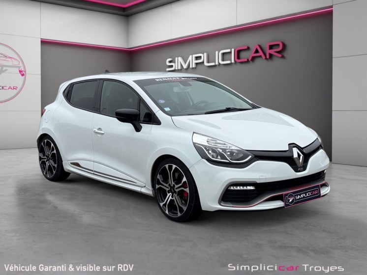 Renault clio iv 1.6 turbo 220 energy rs trophy edc rs monitor sièges chauffants caméra de recul garantie 12 mois occasion...