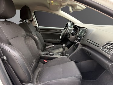 Renault megane iv berline business  air occasion simplicicar lyon nord simplicicar simplicibike france