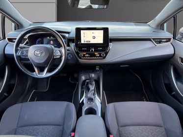 Toyota corolla touring sports hybride my22 122h dynamic business très bon état sièges avant chauffants caméra de recul......