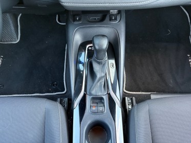 Toyota corolla touring sports hybride my22 122h dynamic business très bon état sièges avant chauffants caméra de recul......