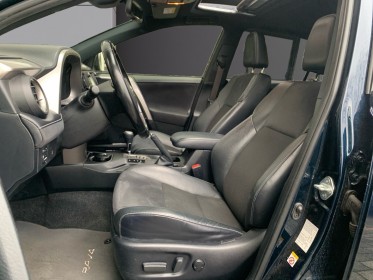 Toyota rav4 hybride rc18 pro pro 2wd black edition toit ouvrant garantie 12 mois occasion montreuil (porte de vincennes)(75)...