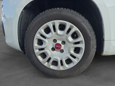 Fiat panda 1.2 l 69 ch s/s easy  courroie distribution ok révisée entretien full fiat garantie 12 mois 1ére main occasion...