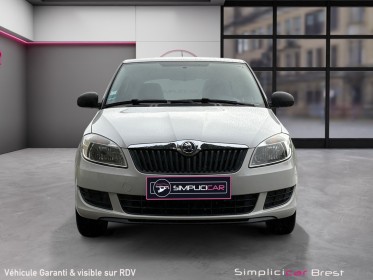 Skoda fabia 1.2 12v 60ch active 2 garantie 12 mois occasion simplicicar brest simplicicar simplicibike france