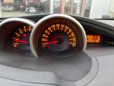 Toyota verso lca connect 2.0 d4d 126ch fap shyview connect - attelage - garantie 12 mois occasion simplicicar brest...