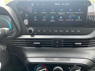 Hyundai i20 1.2 84 intuitive • faible kilométrage • carplay • garantie constructeur 2029 occasion simplicicar lyon...