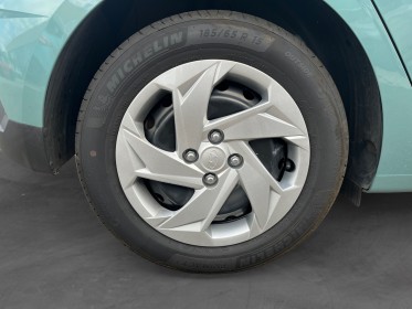 Hyundai i20 1.2 84 intuitive • faible kilométrage • carplay • garantie constructeur 2029 occasion simplicicar lyon...