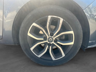 Renault clio iv tce 120 energy intens • phase 2 • faible kilométrage • garantie 12 mois occasion simplicicar lyon nord...