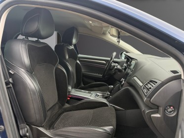 Renault megane iv berline blue dci 115 edc intens occasion simplicicar lyon nord  simplicicar simplicibike france