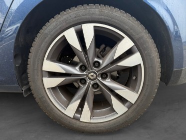 Renault megane iv berline blue dci 115 edc intens occasion simplicicar lyon nord  simplicicar simplicibike france