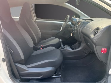 Peugeot 108 1.0 vti 68ch bvm5 access occasion simplicicar lyon nord  simplicicar simplicibike france