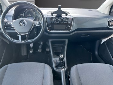 Volkswagen up up 1.0 60 bluemotion bvm5 move up! • faible kilométrage • garantie 12 mois occasion simplicicar lyon nord ...