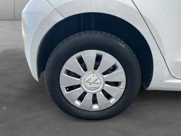 Volkswagen up up 1.0 60 bluemotion bvm5 move up! • faible kilométrage • garantie 12 mois occasion simplicicar lyon nord ...