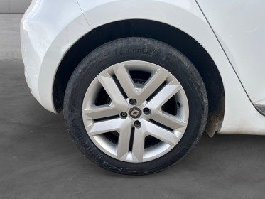 Renault clio v blue dci 85 business option /carplay/ garantie 12 mois occasion simplicicar lyon nord  simplicicar...