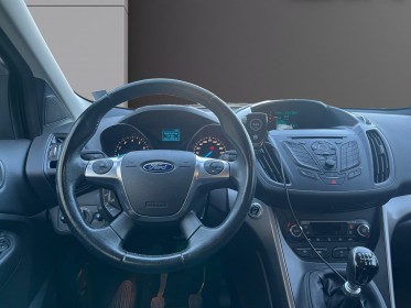 Ford kuga ford kuga 1.5 ecoboost 150 ss • titanium • 4x2 • attelage • garantie 12 mois occasion simplicicar lyon nord...