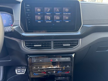 Volkswagen t-cross 1.5l tsi 150 r line occasion simplicicar lyon nord  simplicicar simplicibike france