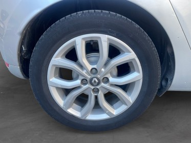 Renault clio iv dci 90 intense  garantie 12 mois occasion simplicicar lyon nord simplicicar simplicibike france