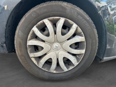 Renault clio iv 1.2 16v 75 life garantie 12mois occasion simplicicar lyon nord  simplicicar simplicibike france