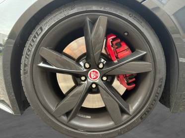 Jaguar f-type coupe v8 r 5.0 550 suralimente r / garantie 12 mois / carplay occasion simplicicar lyon nord simplicicar...