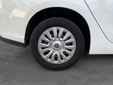 Fiat tipo my20 1.4 95cv ss street - carplay - garantie 12 mois occasion simplicicar toulon est simplicicar simplicibike france