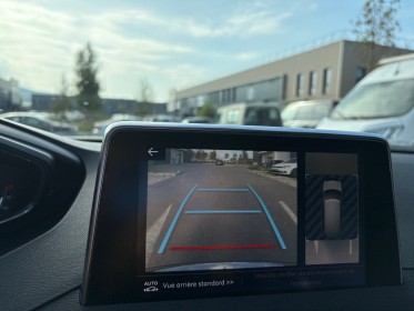 Peugeot 5008 1.5 bluehdi 130ch ss bvm6 gt line / camera de recul et 360 / car play/ toit panoramique/sono focal/siege......