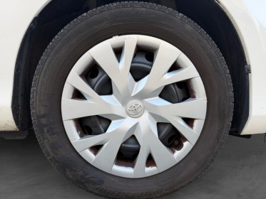 Toyota yaris pro my19 70 vvt-i france connect garantie 12mois occasion simplicicar lyon nord simplicicar simplicibike france